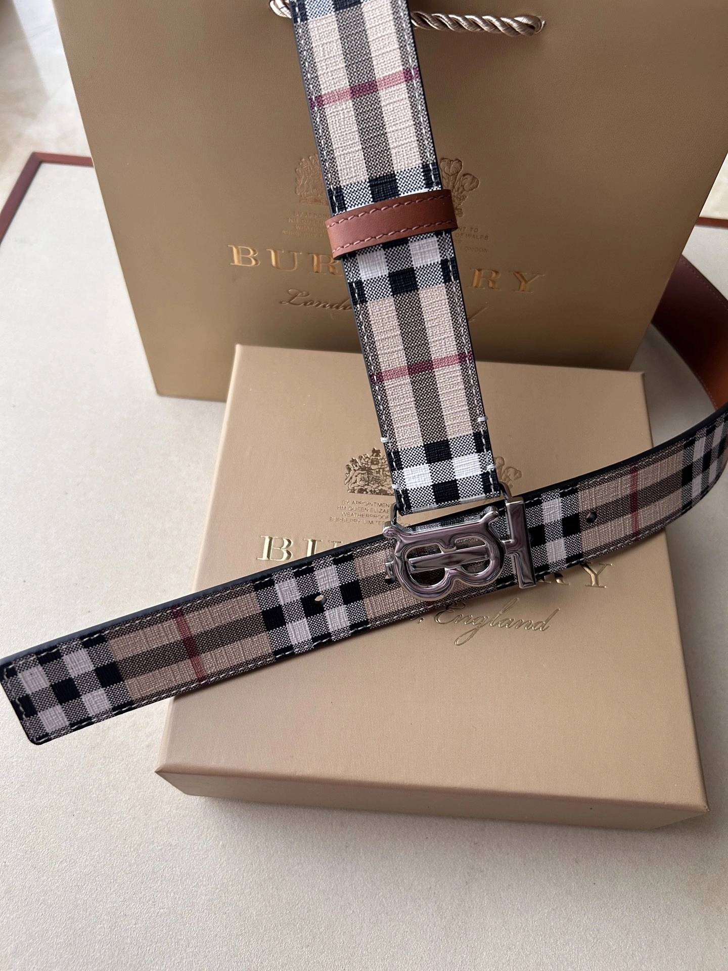 Youthful B*urberrry Belts XX 20250403- 15591