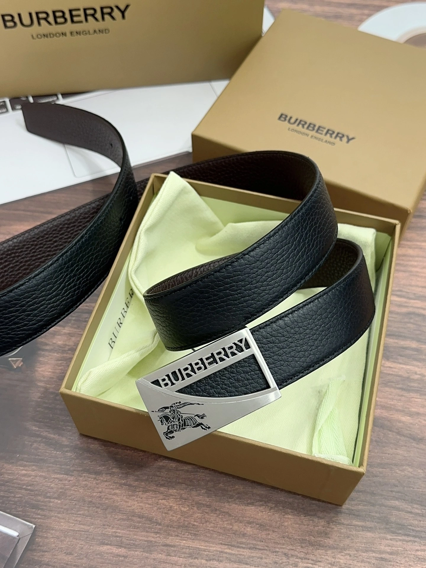 B*urberrry Belts XX 20250406- Supportive 15583