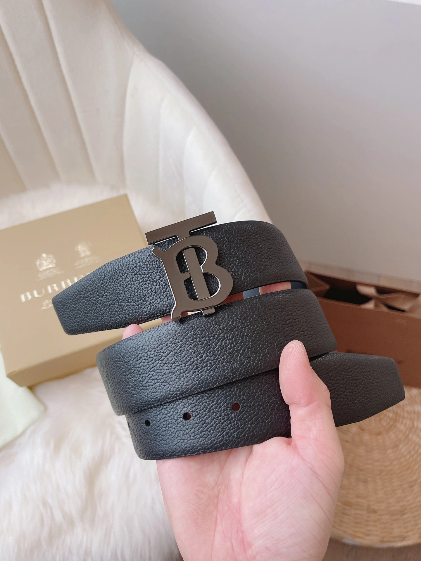 B*urberrry Belts XX 20250406- FashionForward 15588