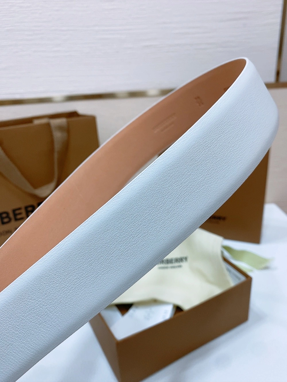 OdorResistant B*urberrry Belts XX 20250407- 15578
