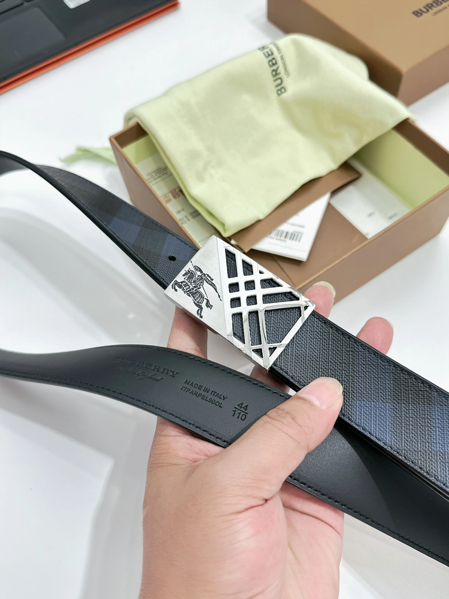 B*urberrry Top Belts AT 20230905- GoAnywhere 15623