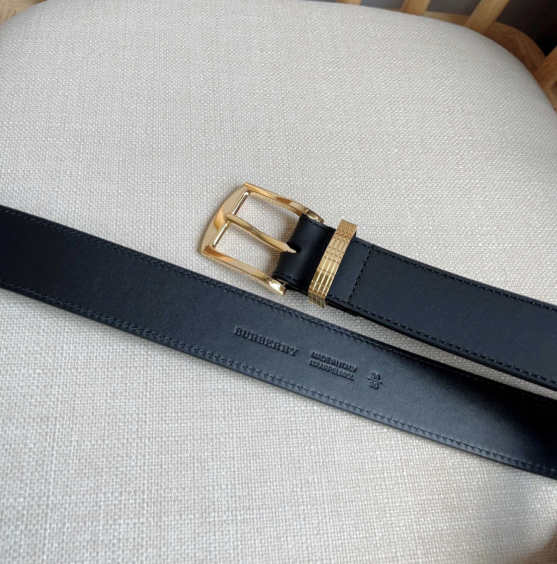 Thermal B*urberrry Top Belts AT 20230906- 15621