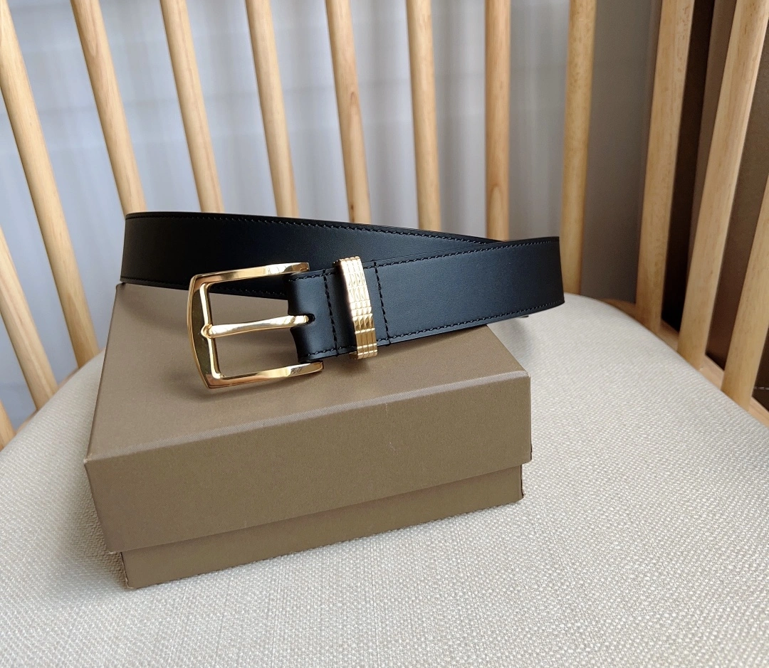 Thermal B*urberrry Top Belts AT 20230906- 15621