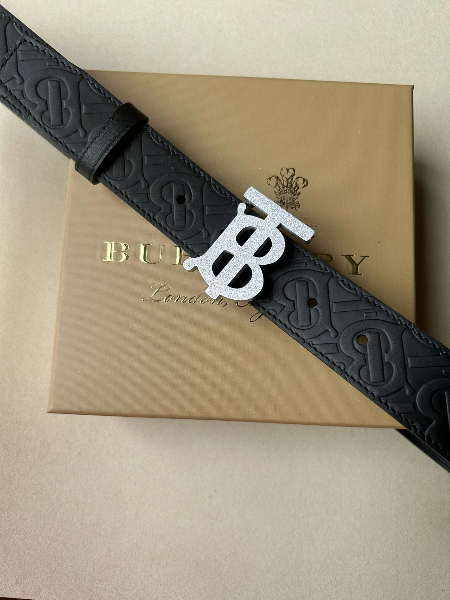 Functional B*urberrry Top Belts AT 20230906- 15619