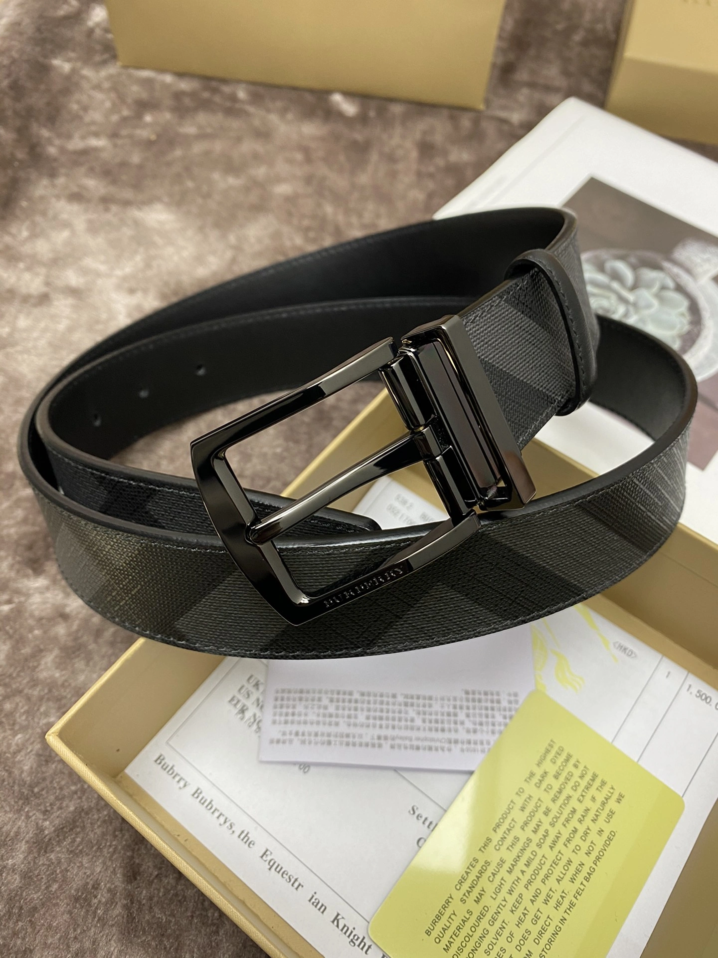 B*urberrry Top Belts AT 20240802- Youthful 15600