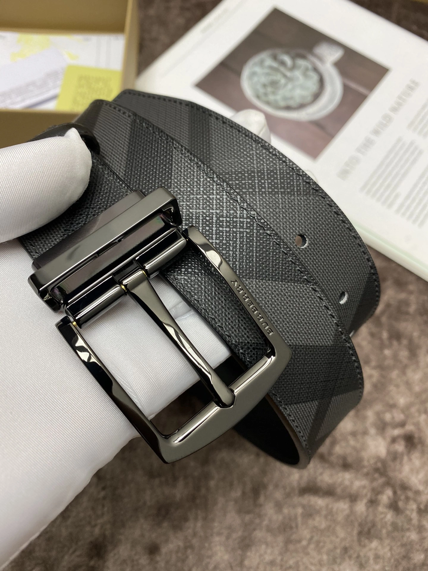 B*urberrry Top Belts AT 20240802- Youthful 15600