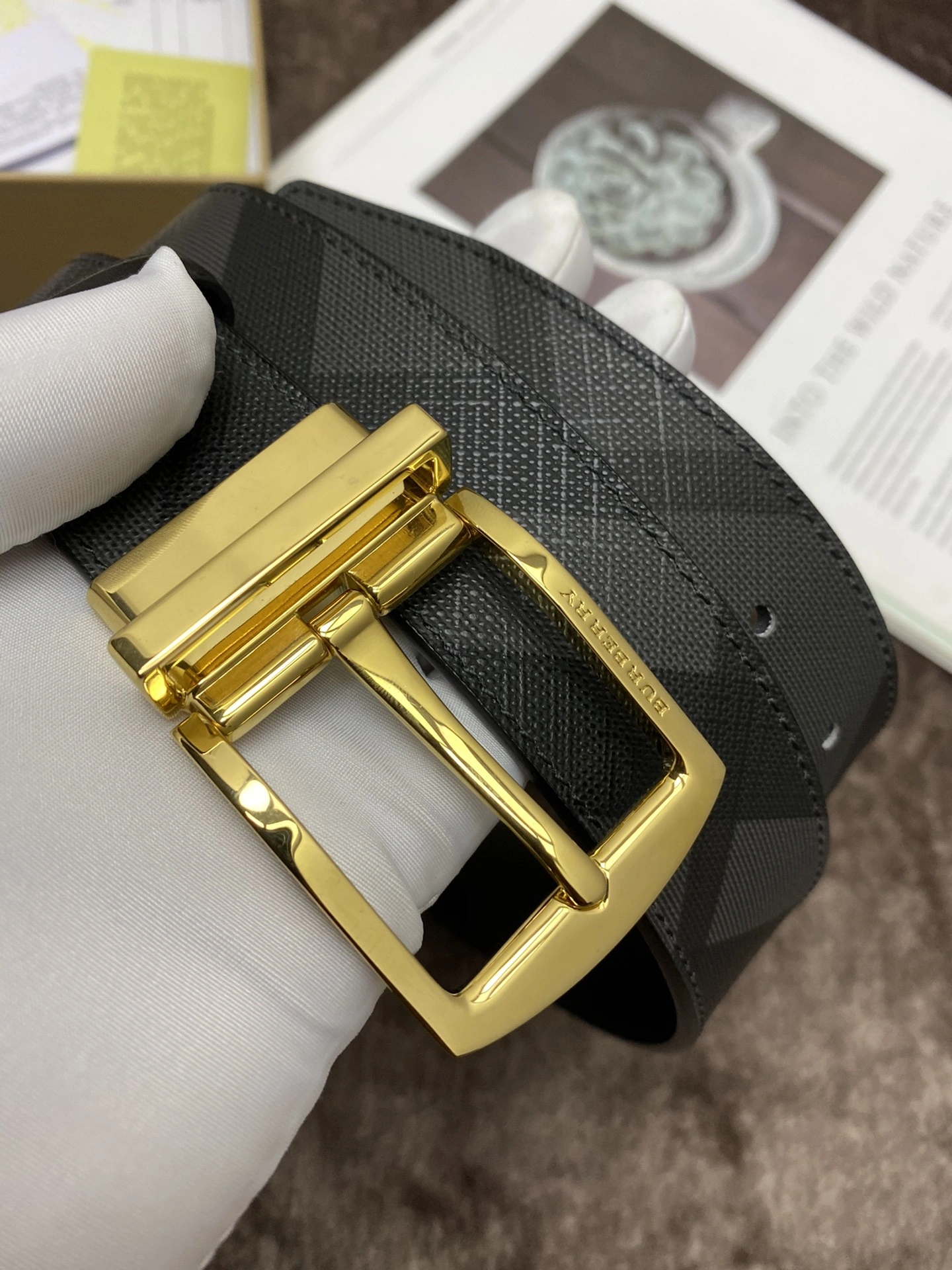 WeatherProof B*urberrry Top Belts AT 20240802- 15599