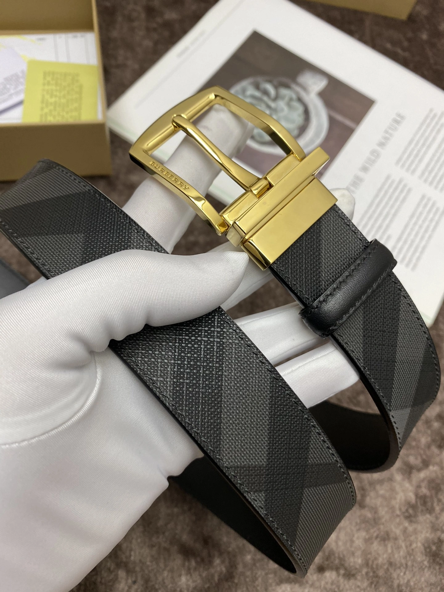 WeatherProof B*urberrry Top Belts AT 20240802- 15599