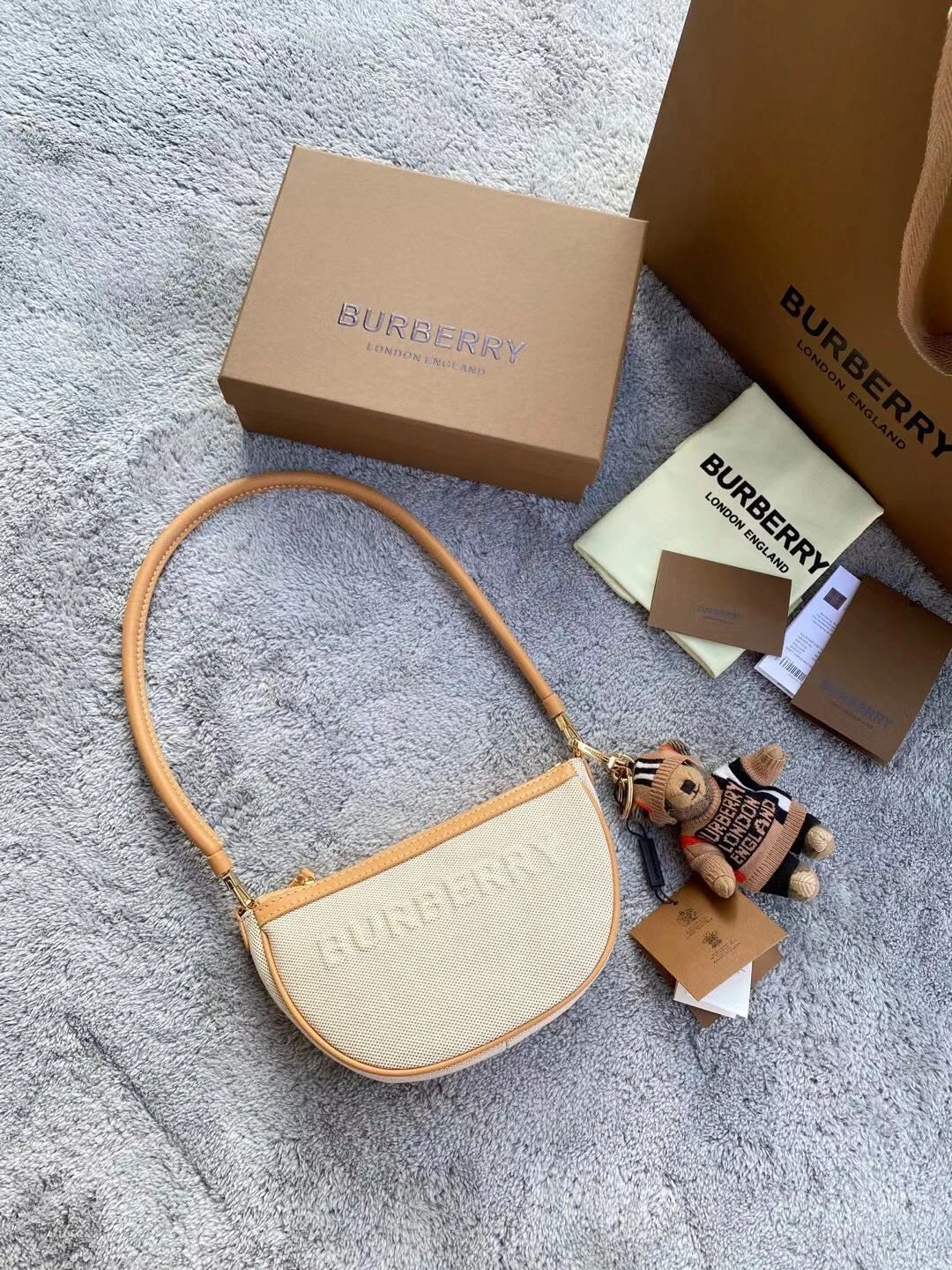 B*urberry Bag Top Quality 12*4*12.2cm Supportive 9404