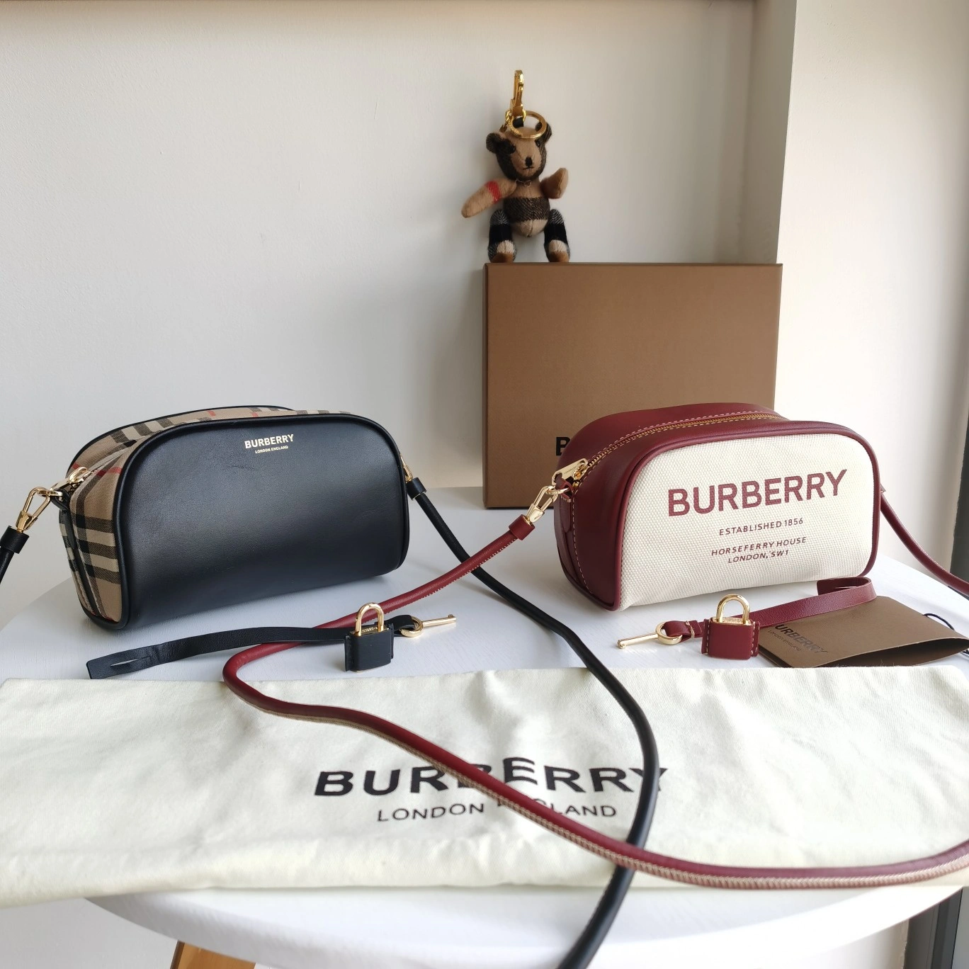 B*urberry Bag Top Quality 18*8*11cm Efficient 9424