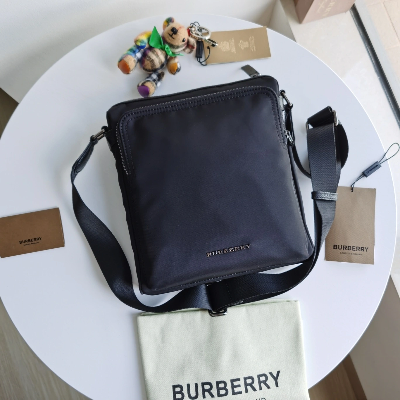 ModernLook B*urberry Bag Top Quality 23*6*27cm 9411