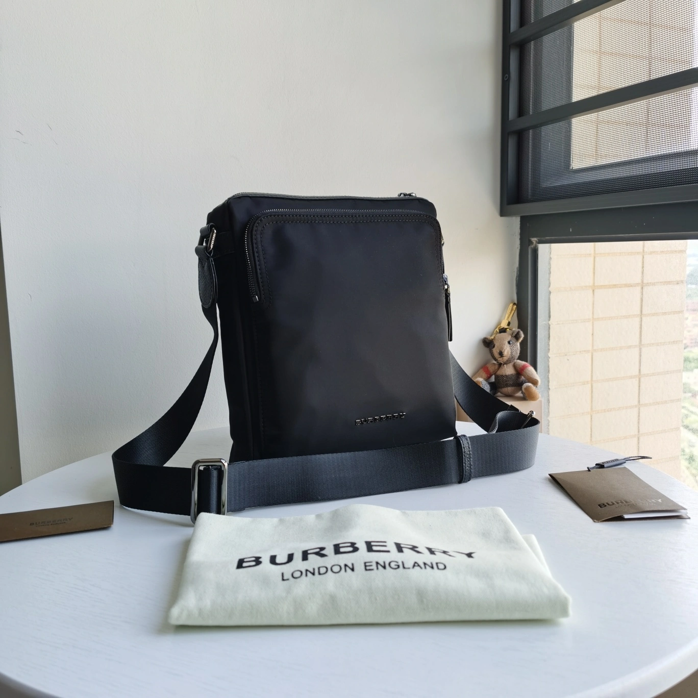 ModernLook B*urberry Bag Top Quality 23*6*27cm 9411