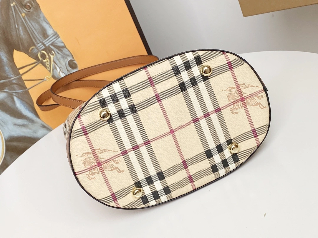 B*urberry Bag Top Quality 26*23*16cm Comfortable 9427
