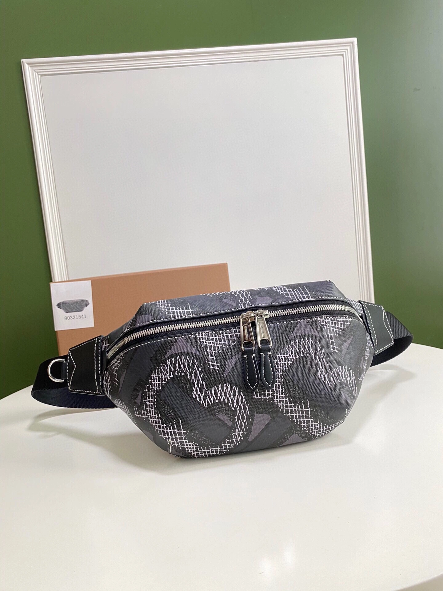 B*urberry Bag Top Quality 31 x 7.5 x 16cm OnTrend 9389