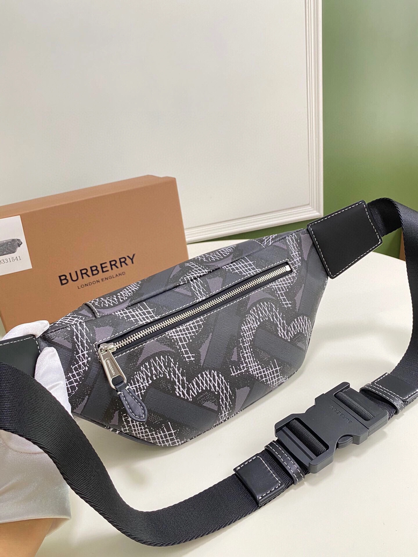 B*urberry Bag Top Quality 31 x 7.5 x 16cm OnTrend 9389