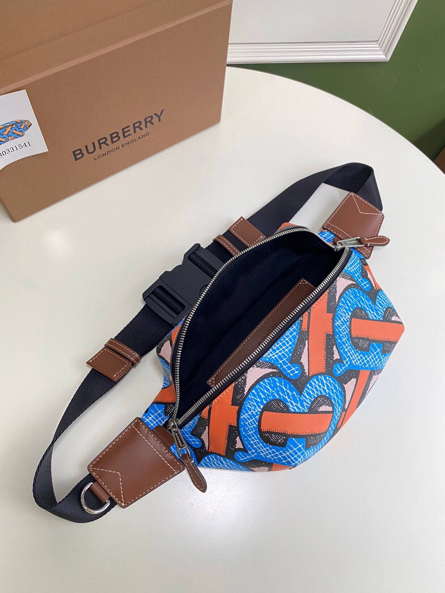 B*urberry Bag Top Quality 31 x 7.5 x 16cm OdorResistant 9386