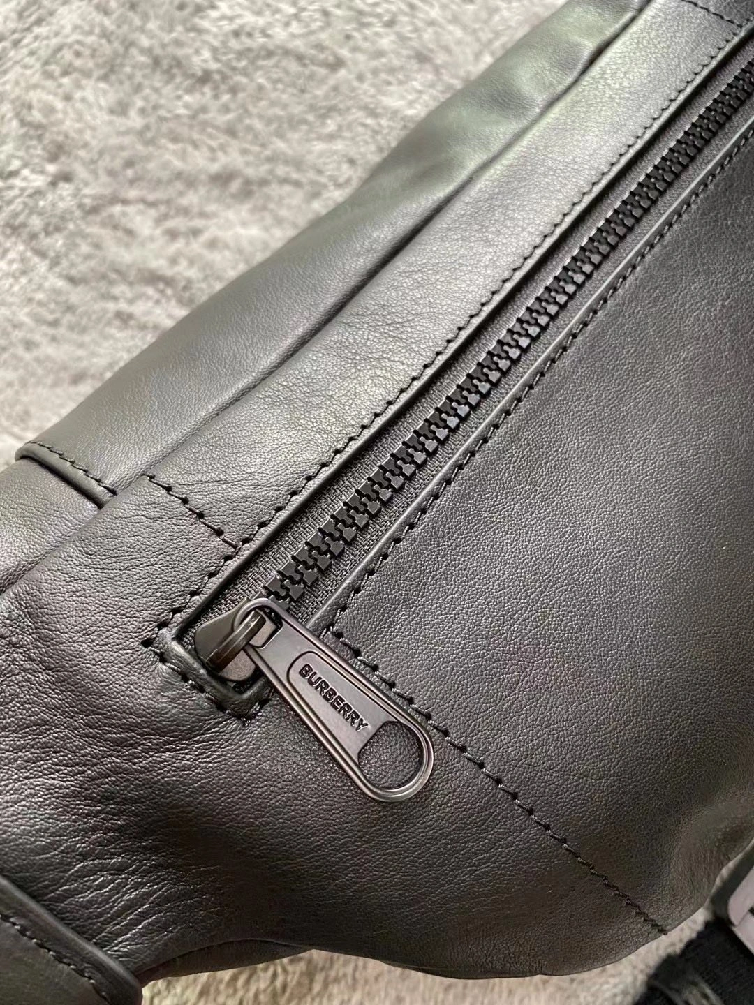 B*urberry Bag Top Quality 31*7.5*16cm Efficient 9365