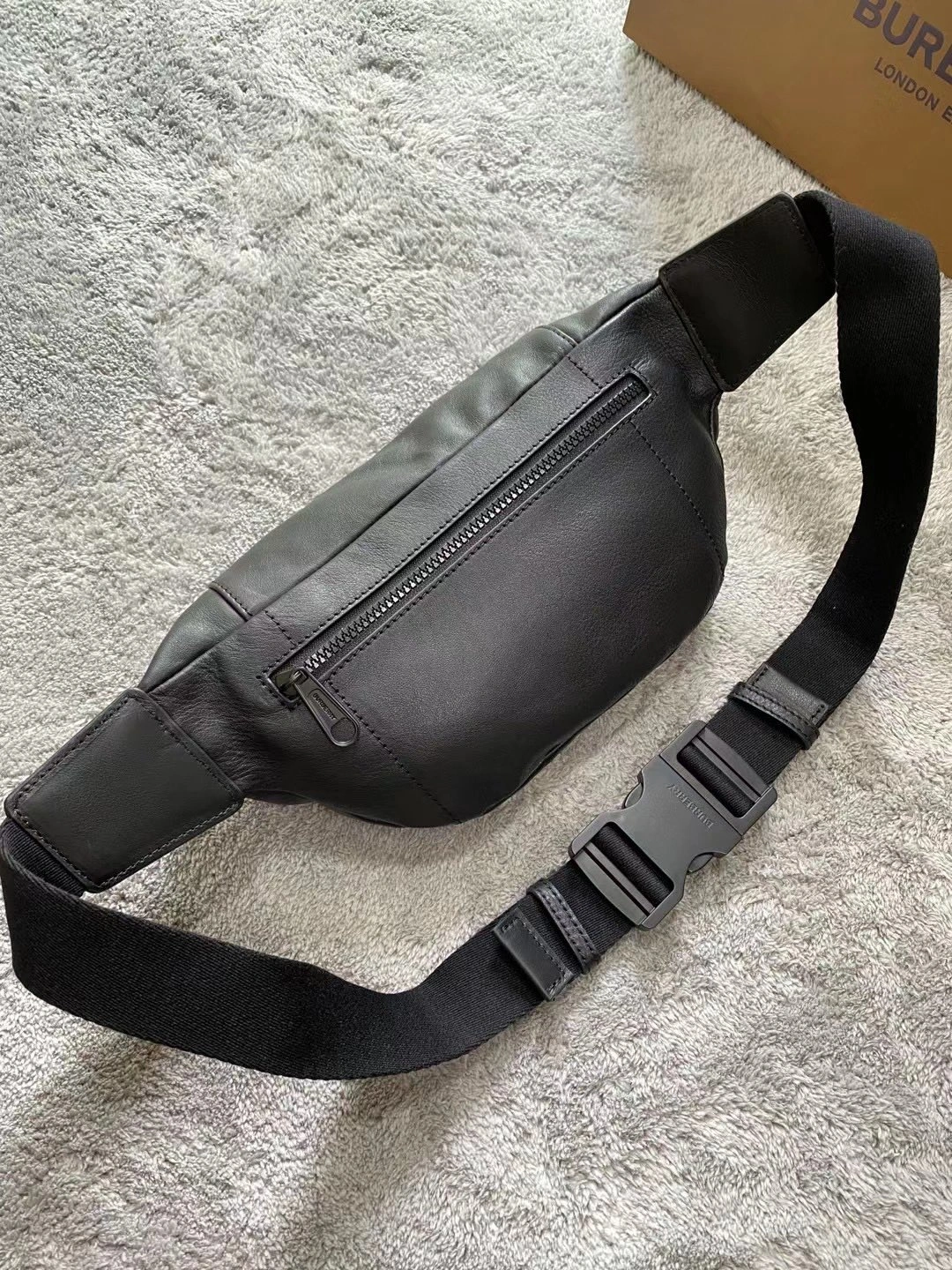 B*urberry Bag Top Quality 31*7.5*16cm Efficient 9365