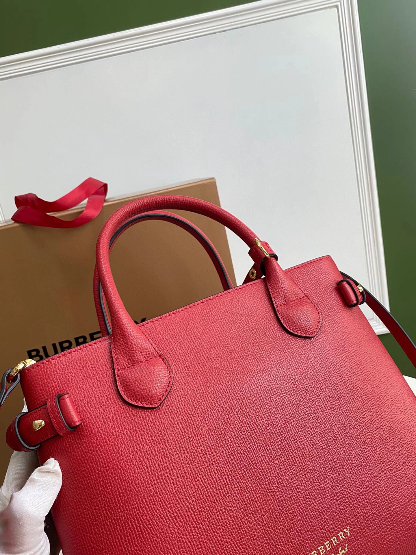B*urberry Bag Top Quality 34 x 16 x 25cm Compact 9393