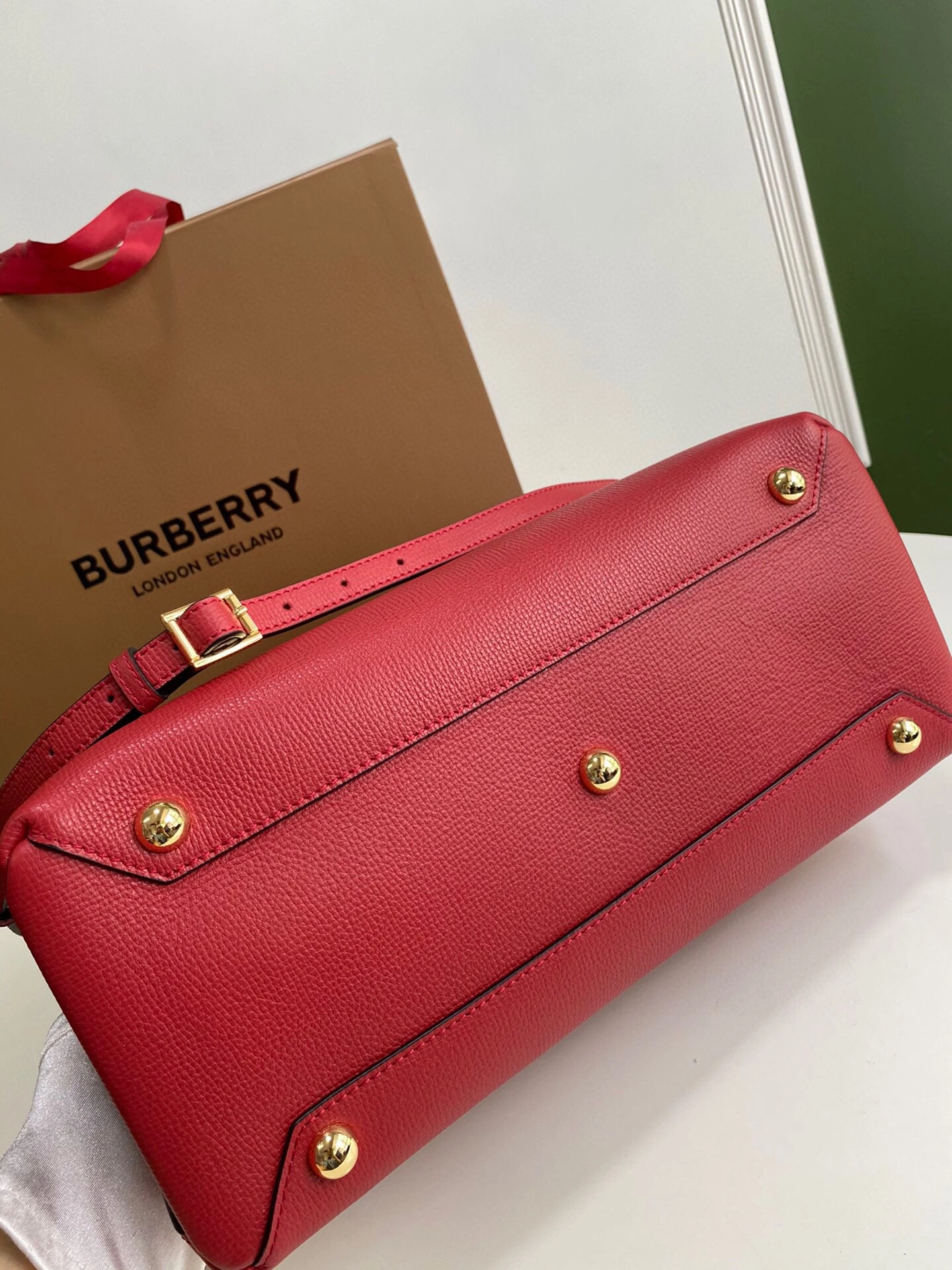 B*urberry Bag Top Quality 34 x 16 x 25cm Compact 9393