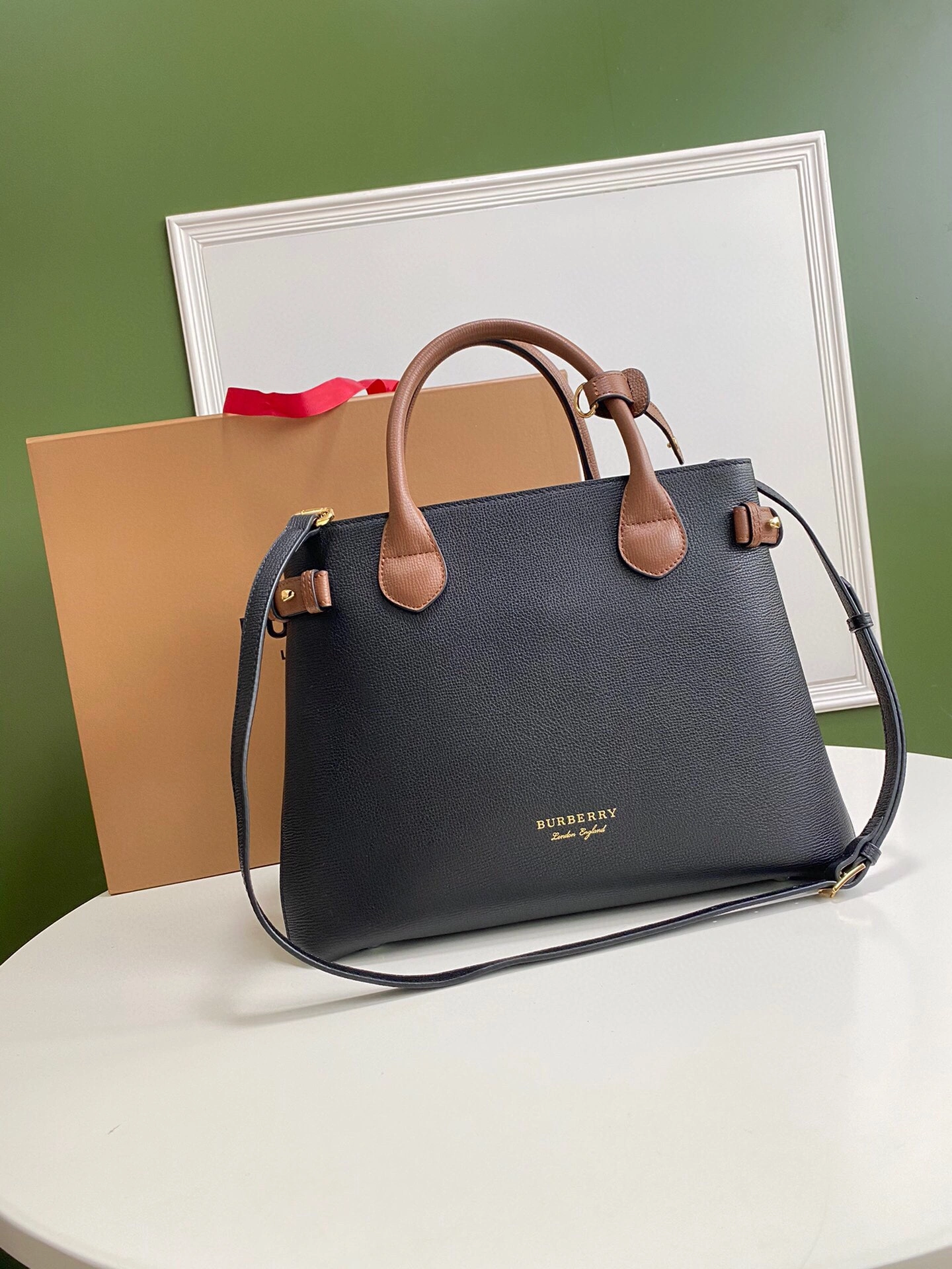 B*urberry Bag Top Quality 34 x 16 x 25cm EasyCare 9394