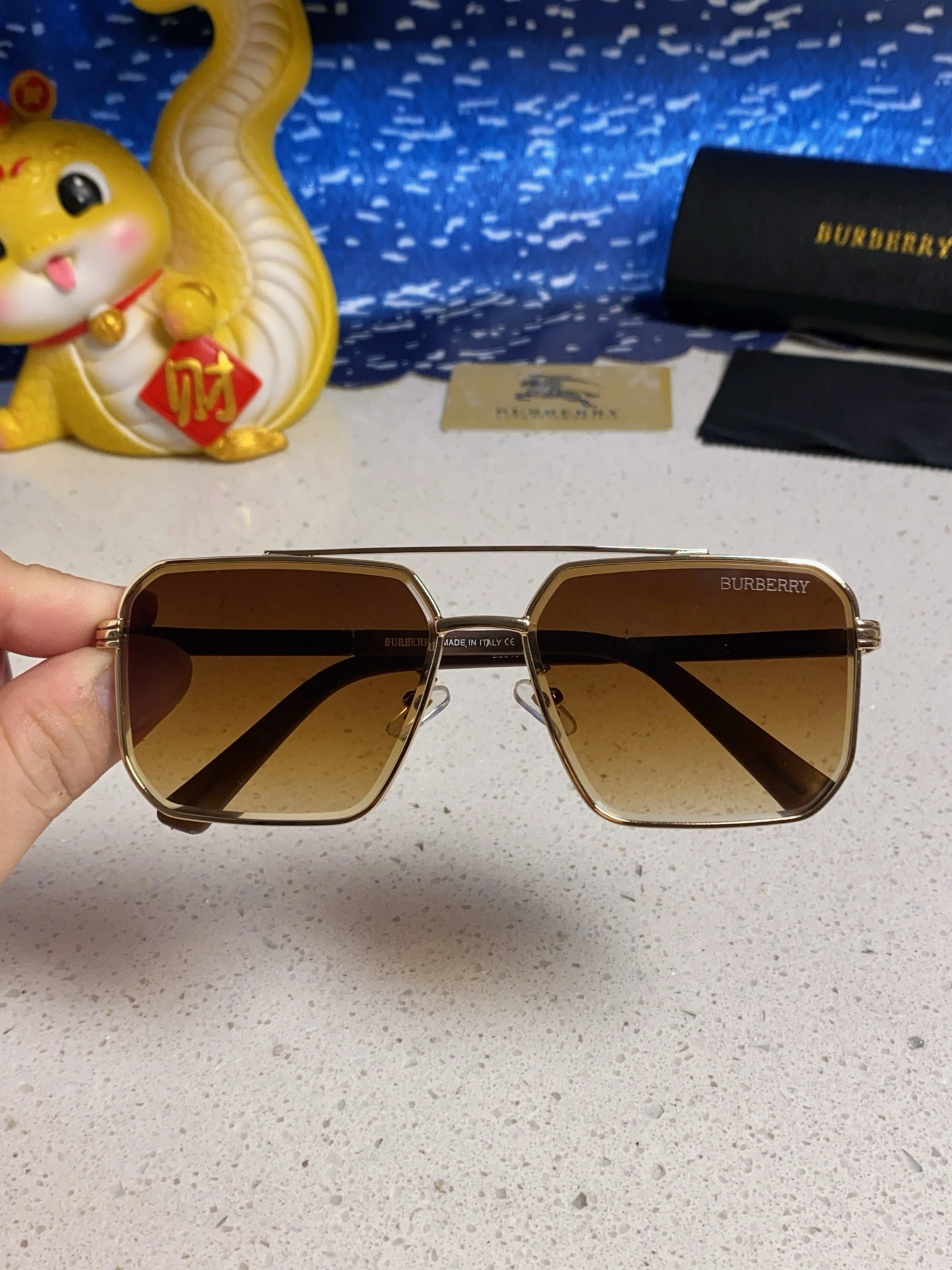 B*urberry Glasses Top XX 20250402- ZeroBulk 17164