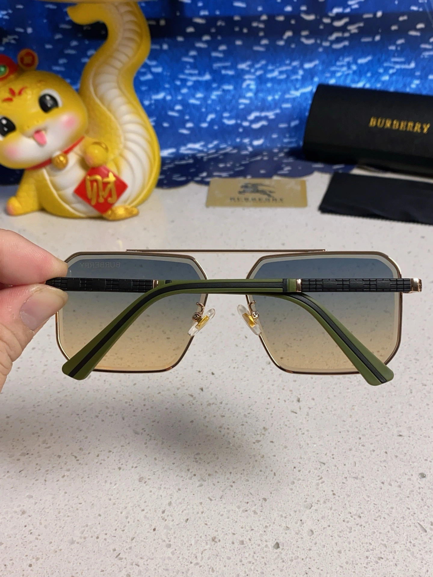 B*urberry Glasses Top XX 20250402- ZeroBulk 17164