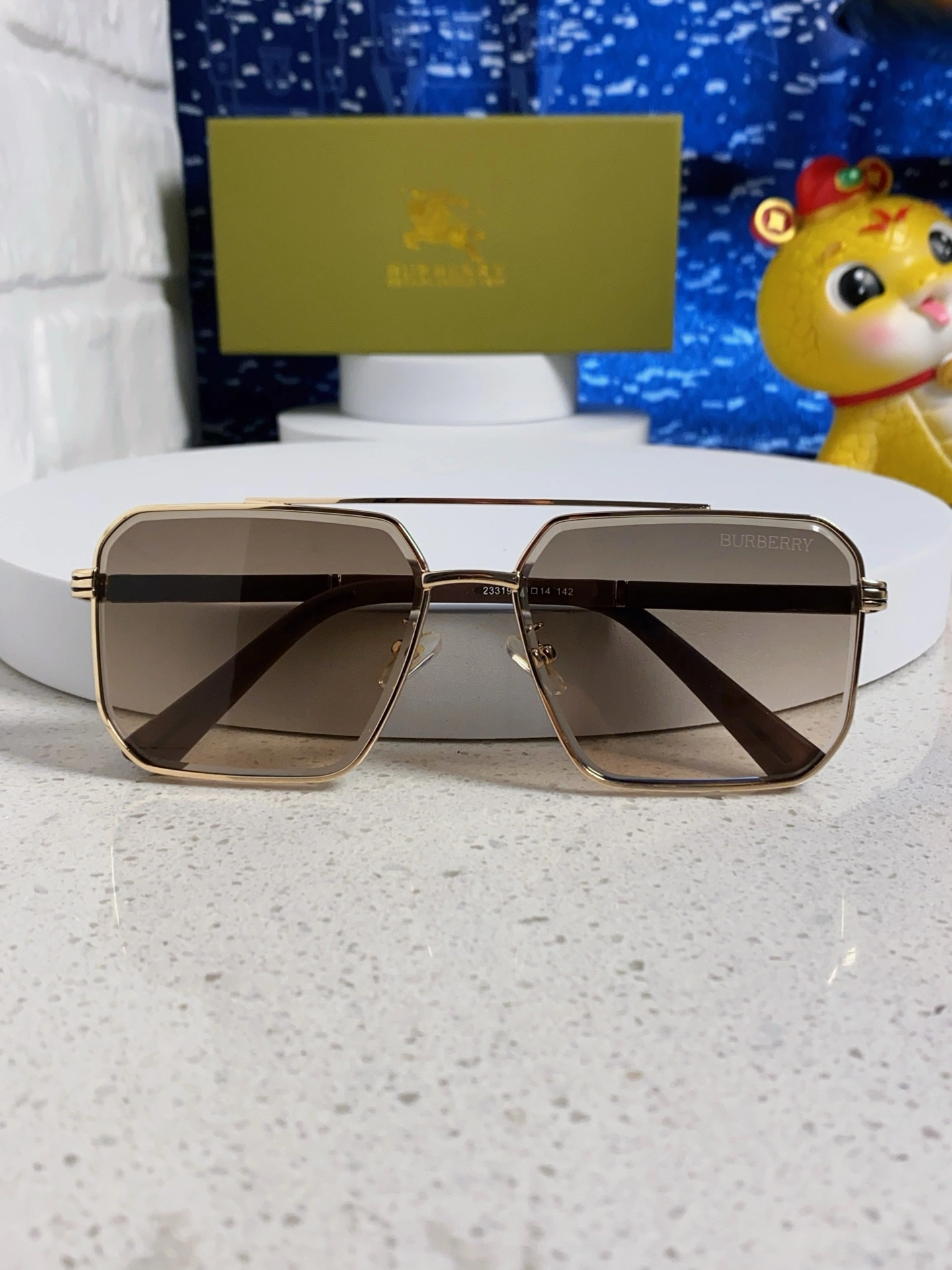 B*urberry Glasses Top XX 20250402- ZeroBulk 17164