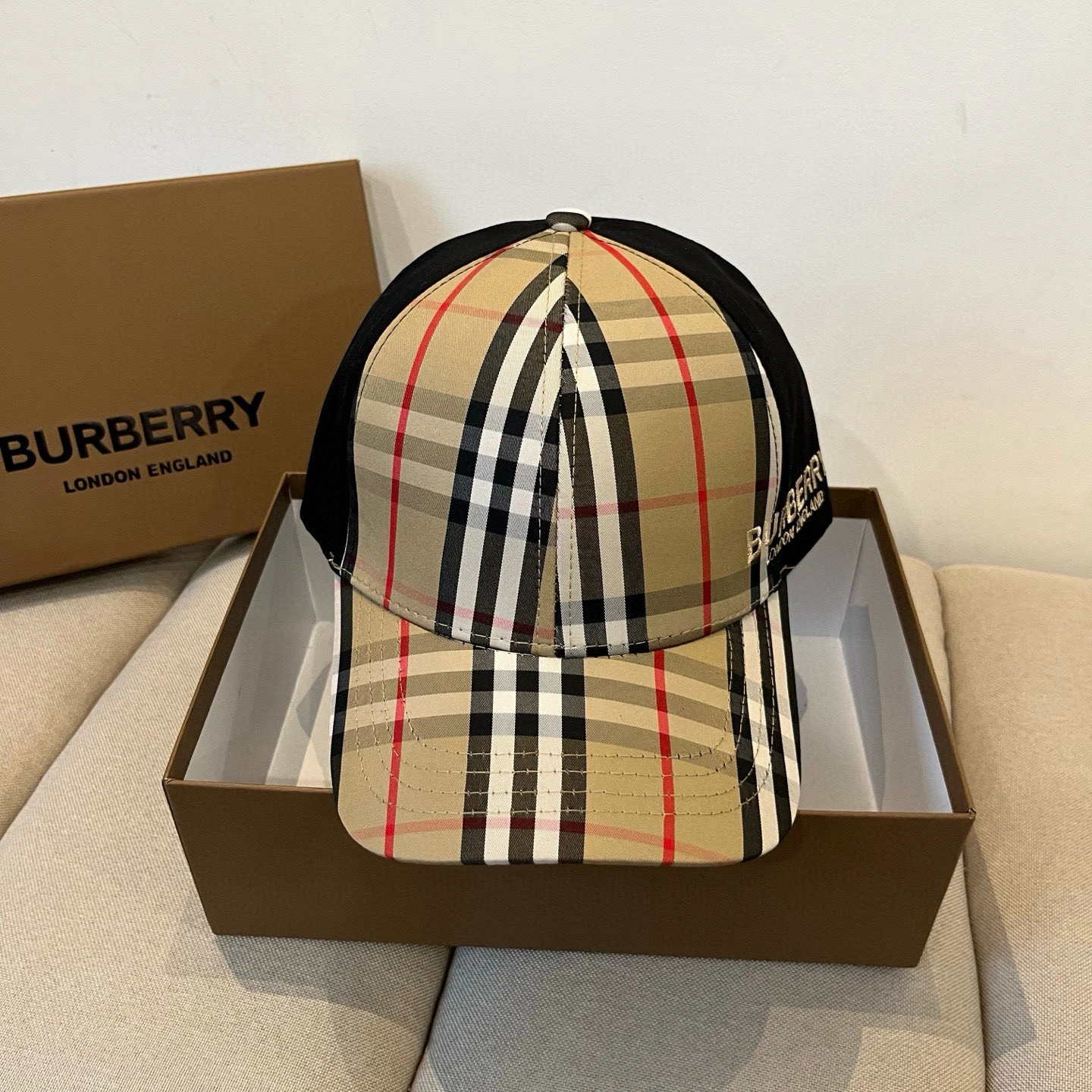 UrbanChic B*urberry Hats Top XX20250408- 17490