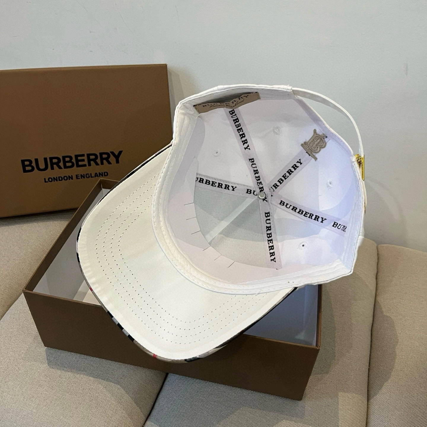 UrbanChic B*urberry Hats Top XX20250408- 17490