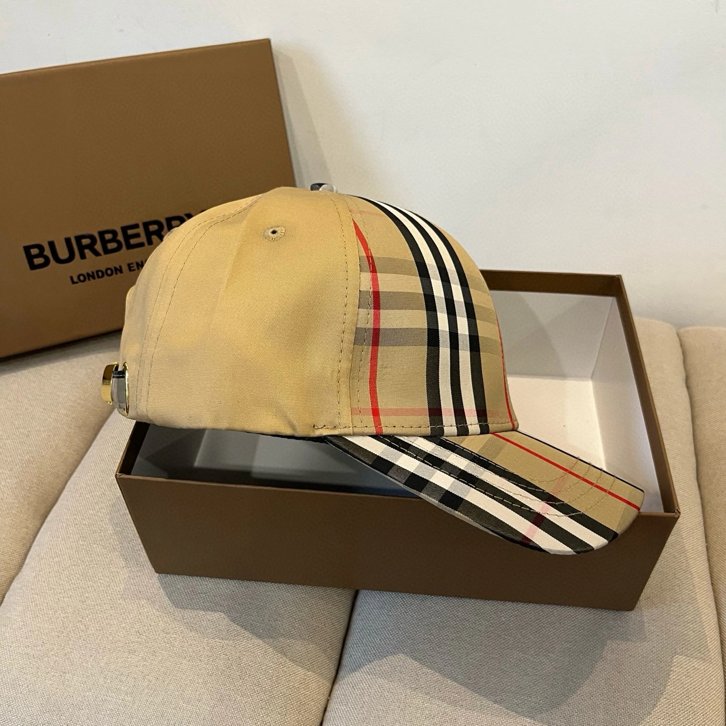 UrbanChic B*urberry Hats Top XX20250408- 17490