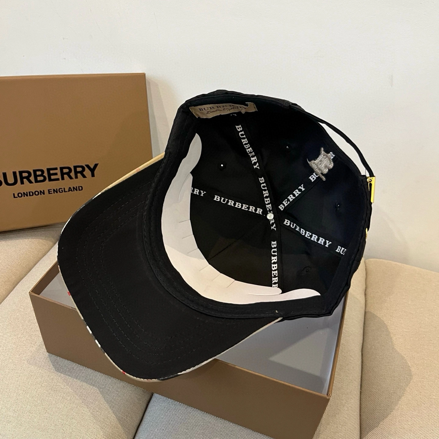 UrbanChic B*urberry Hats Top XX20250408- 17490
