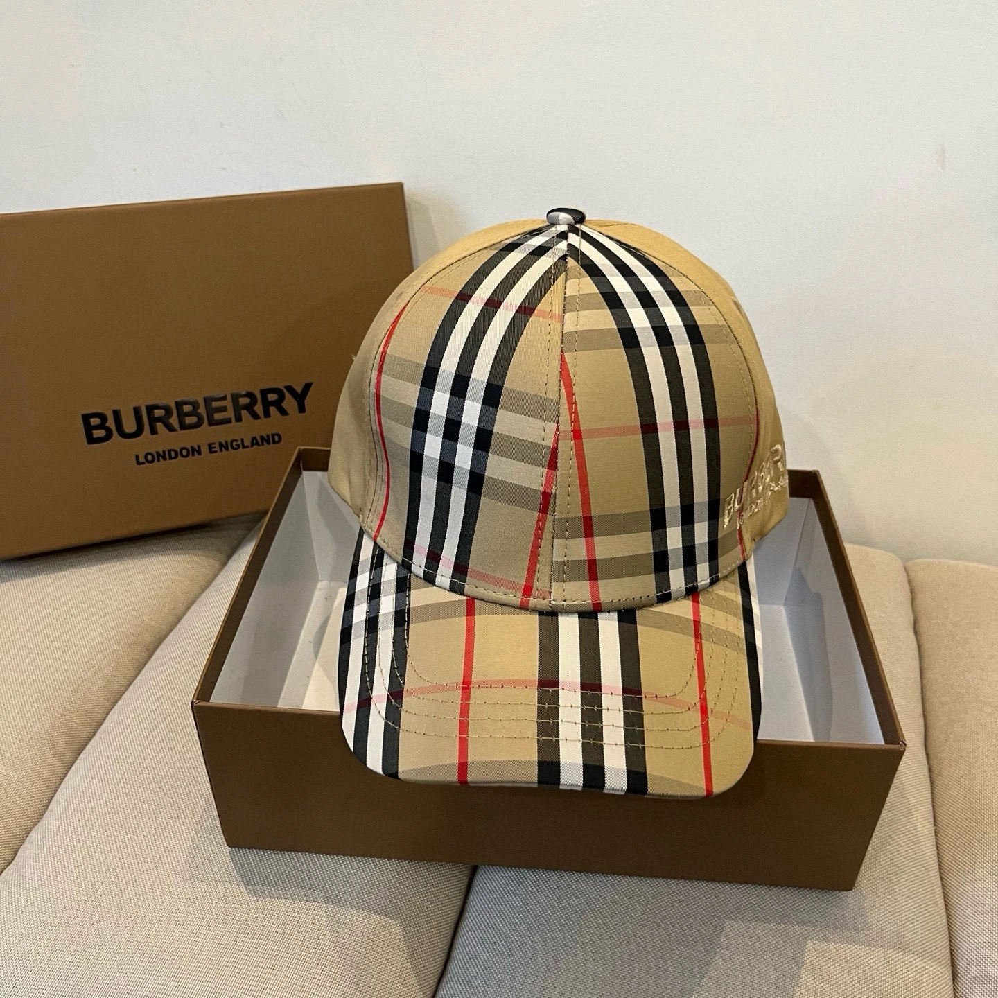 UrbanChic B*urberry Hats Top XX20250408- 17490