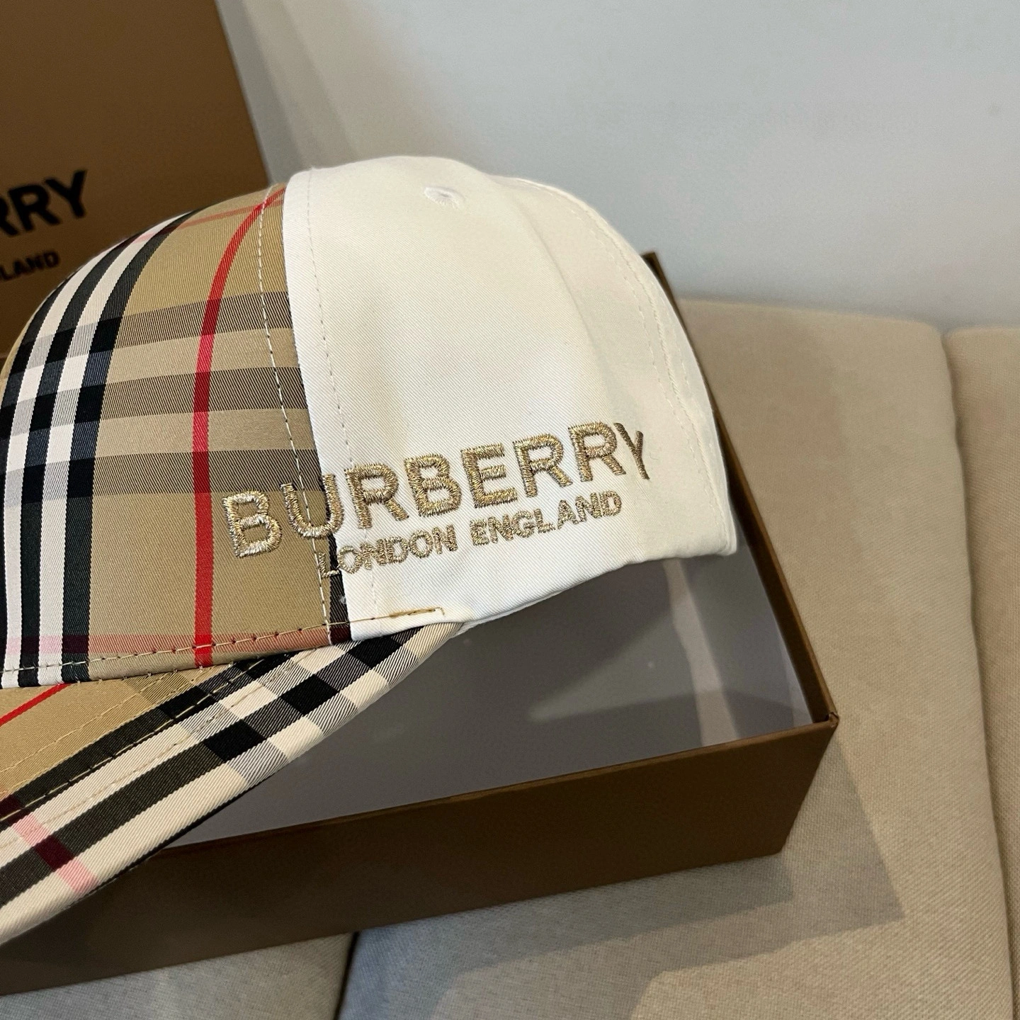 UrbanChic B*urberry Hats Top XX20250408- 17490