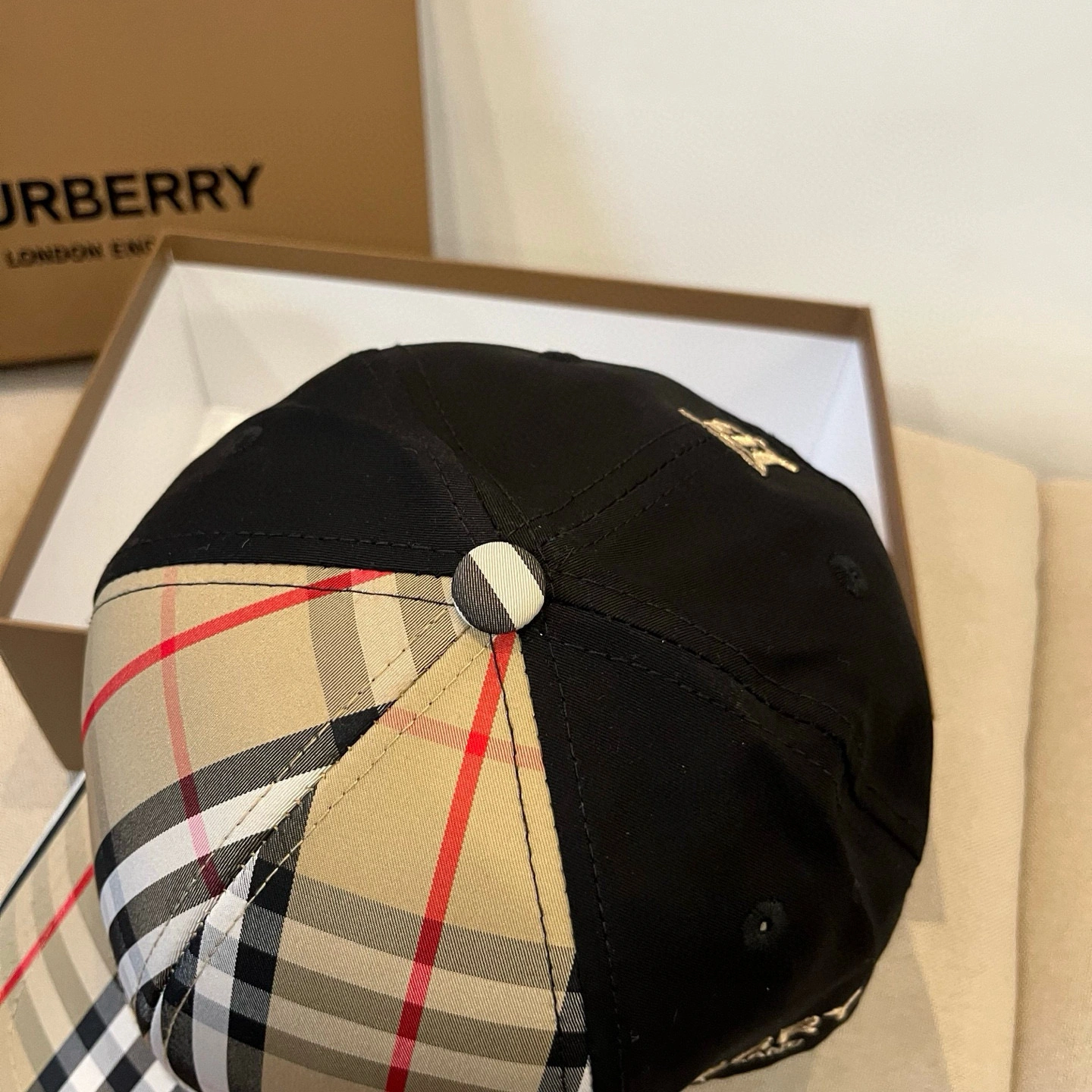 UrbanChic B*urberry Hats Top XX20250408- 17490