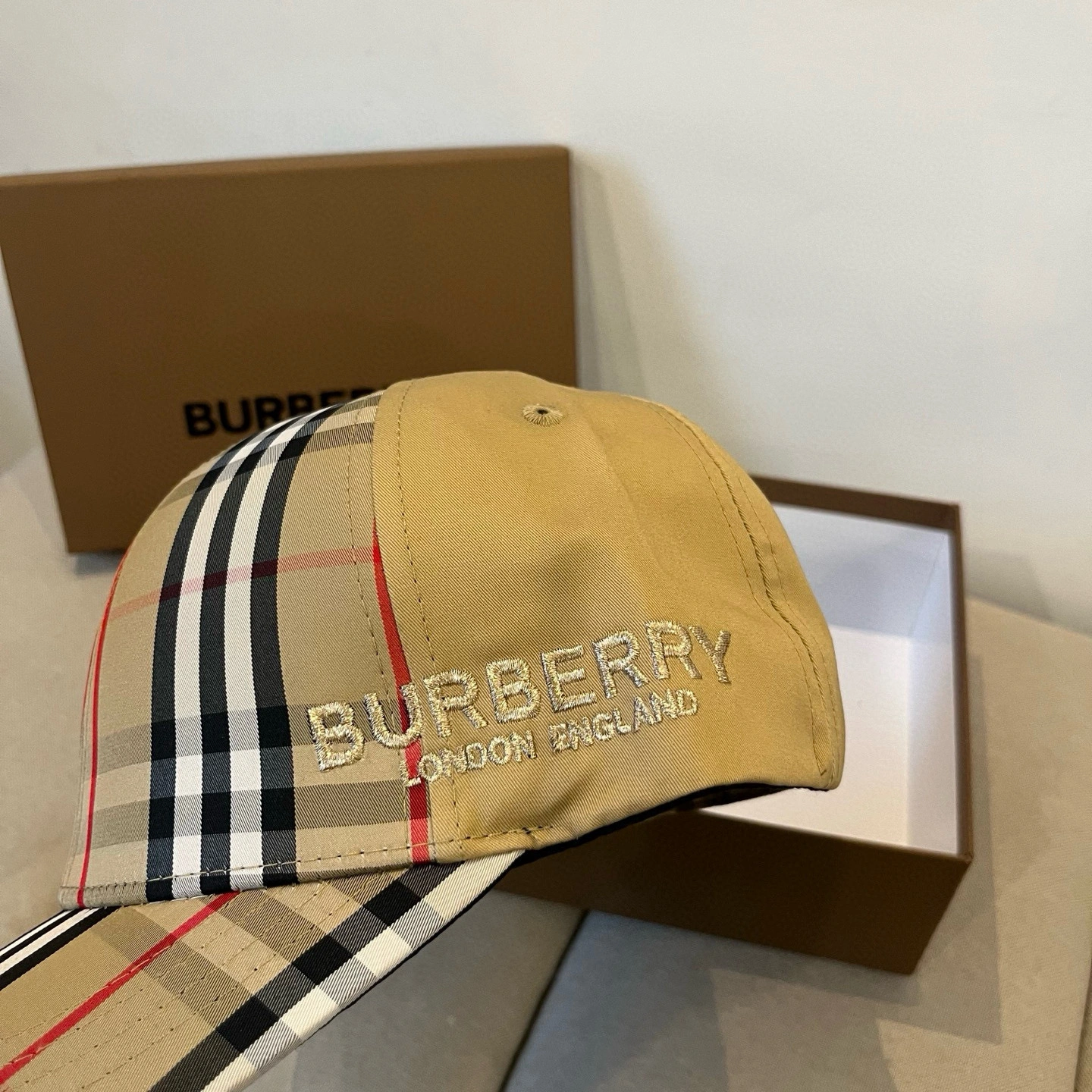 UrbanChic B*urberry Hats Top XX20250408- 17490