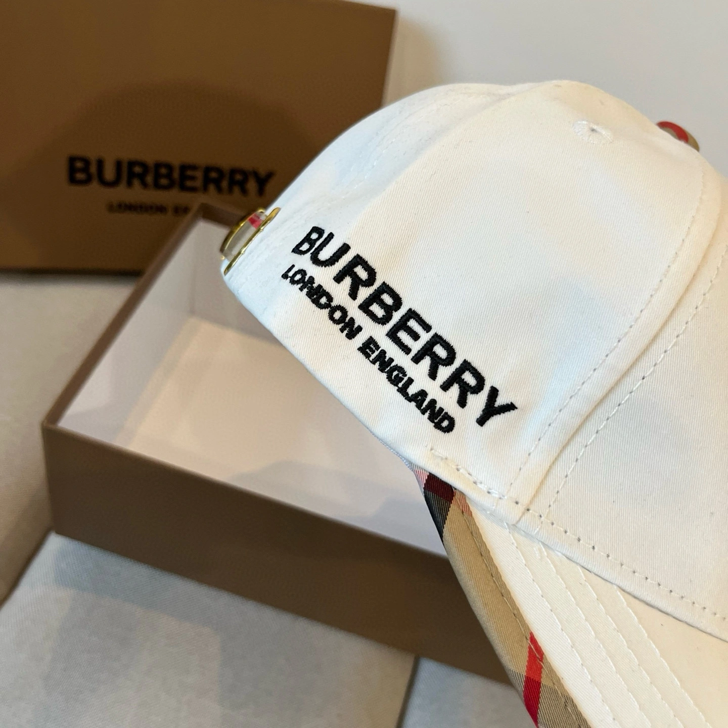 EasyMatch B*urberry Hats Top XX20250408- 17483