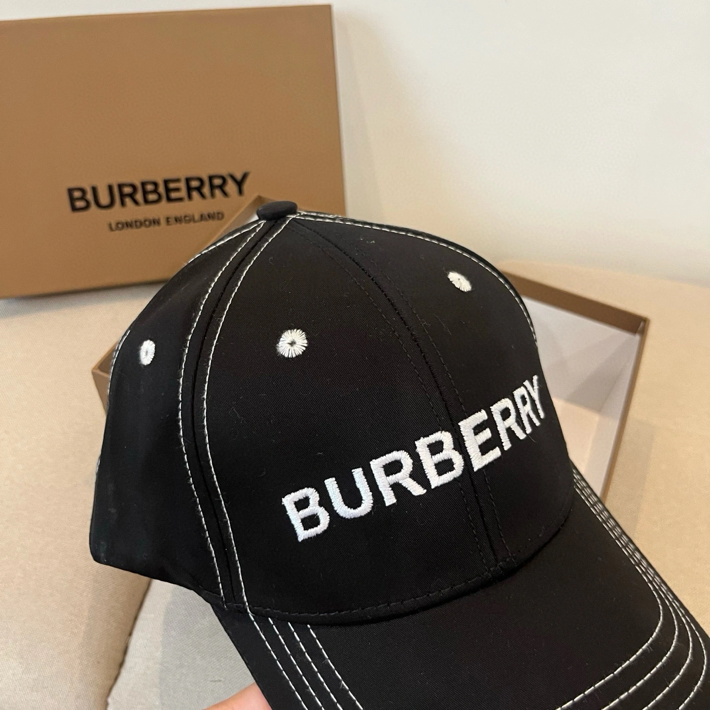 B*urberry Hats Top XX20250410- WellDesigned 17405