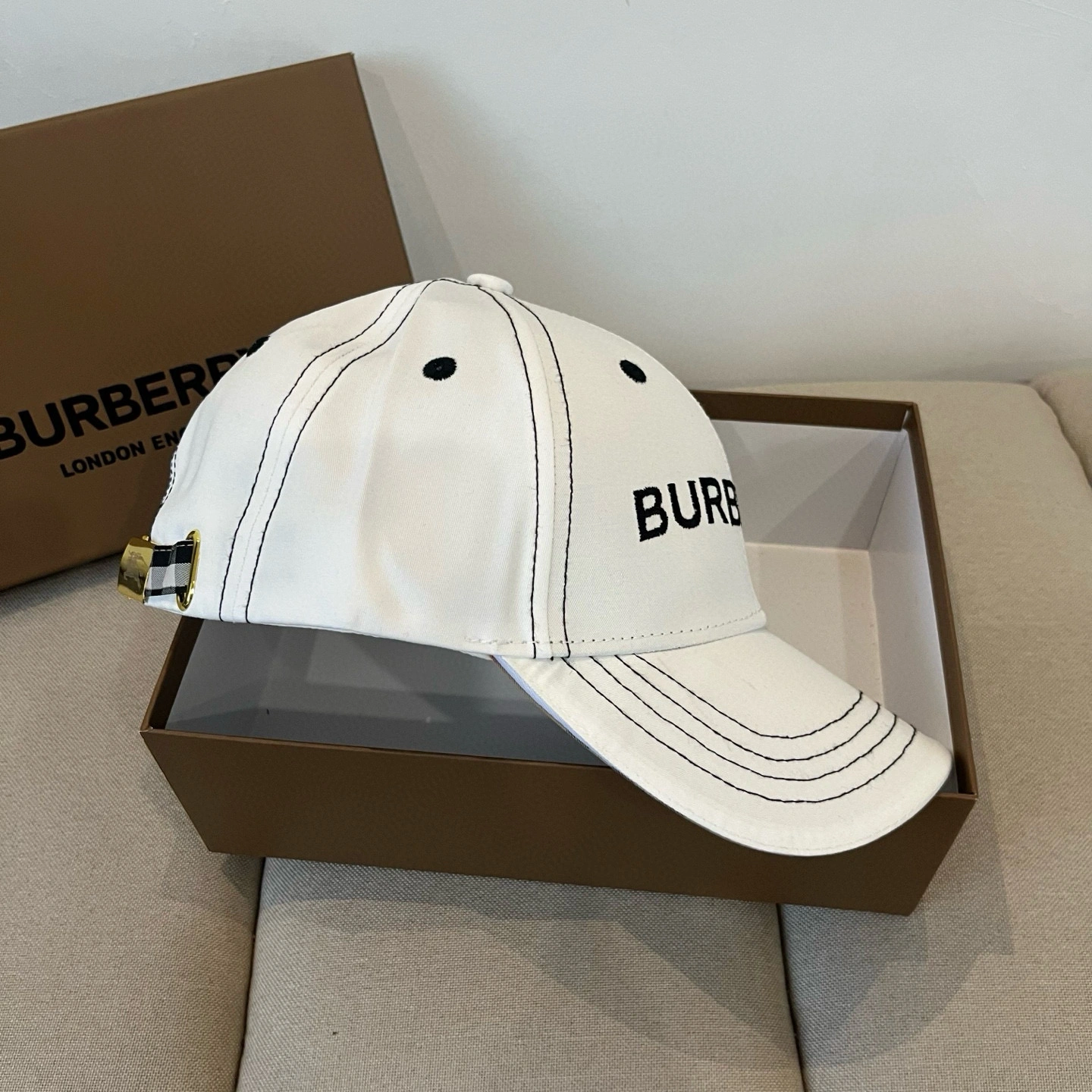 B*urberry Hats Top XX20250410- WellDesigned 17405