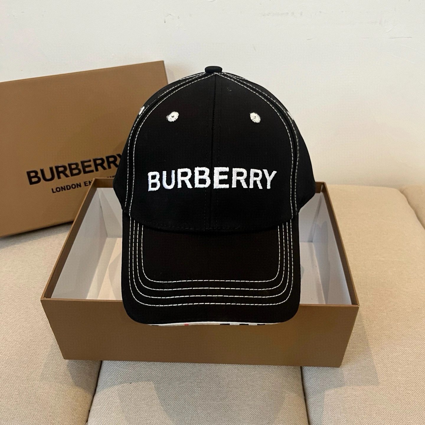 B*urberry Hats Top XX20250410- WellDesigned 17405
