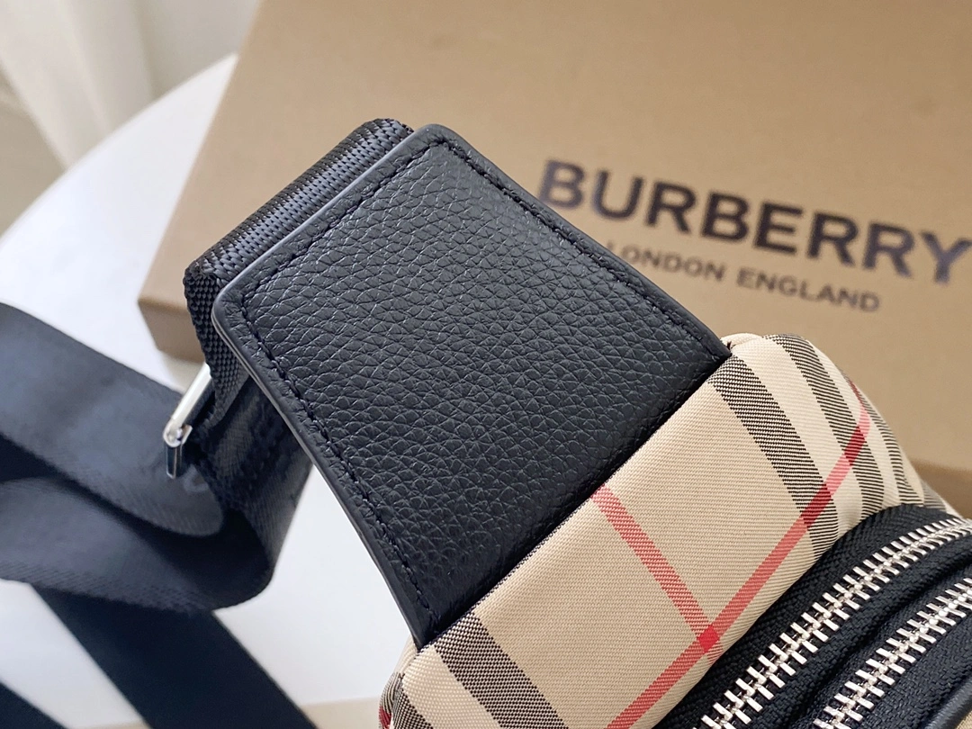 Durable B*urberry Top Bag 28*16*6.5cm 9375