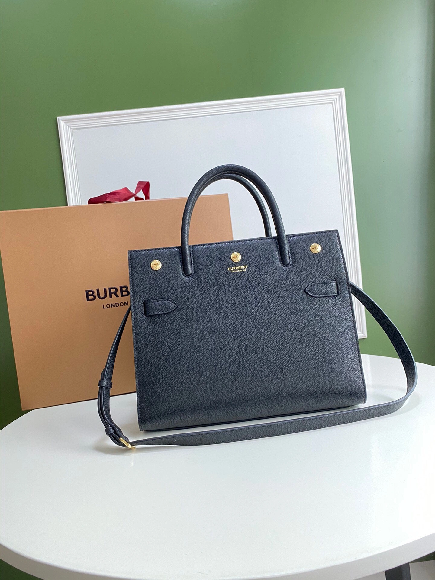 Flexible B*urberry Top Bag 34*15*25cm 9384