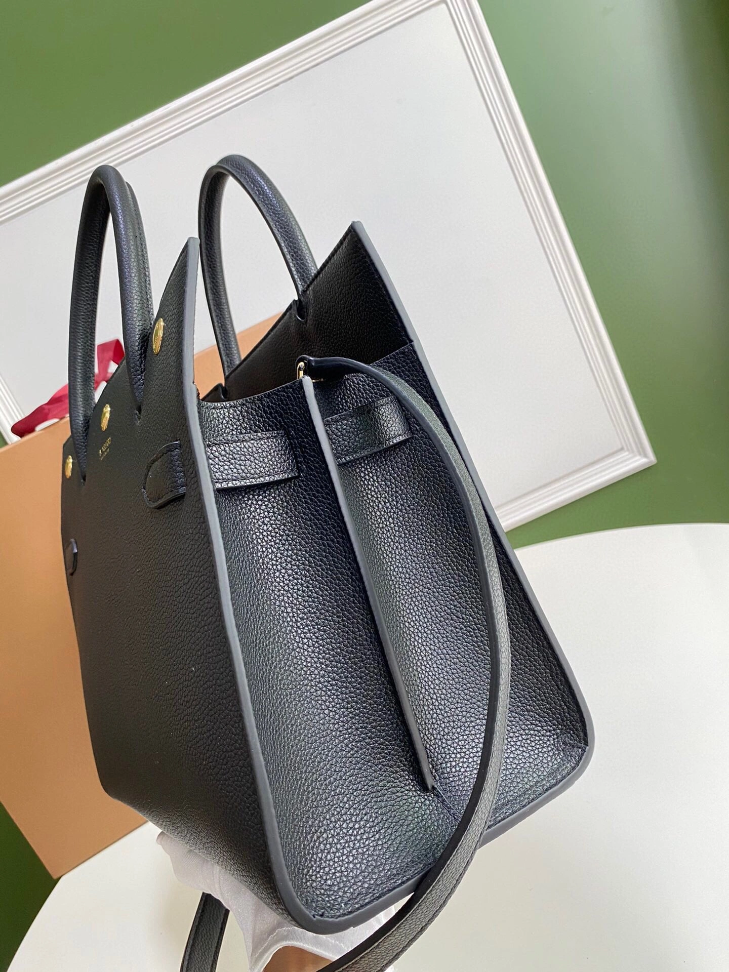 Flexible B*urberry Top Bag 34*15*25cm 9384