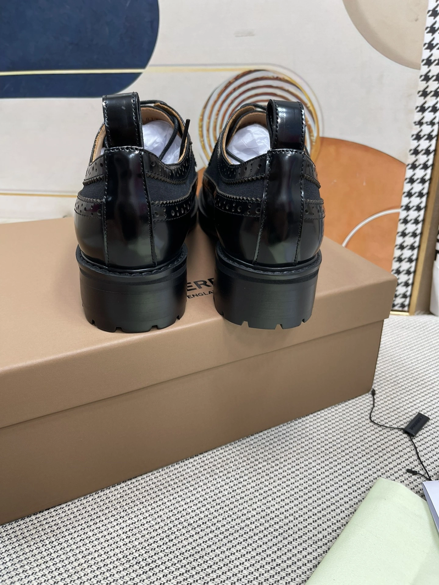 Supportive B*urberry Top Loafer CP 20230820- 6111