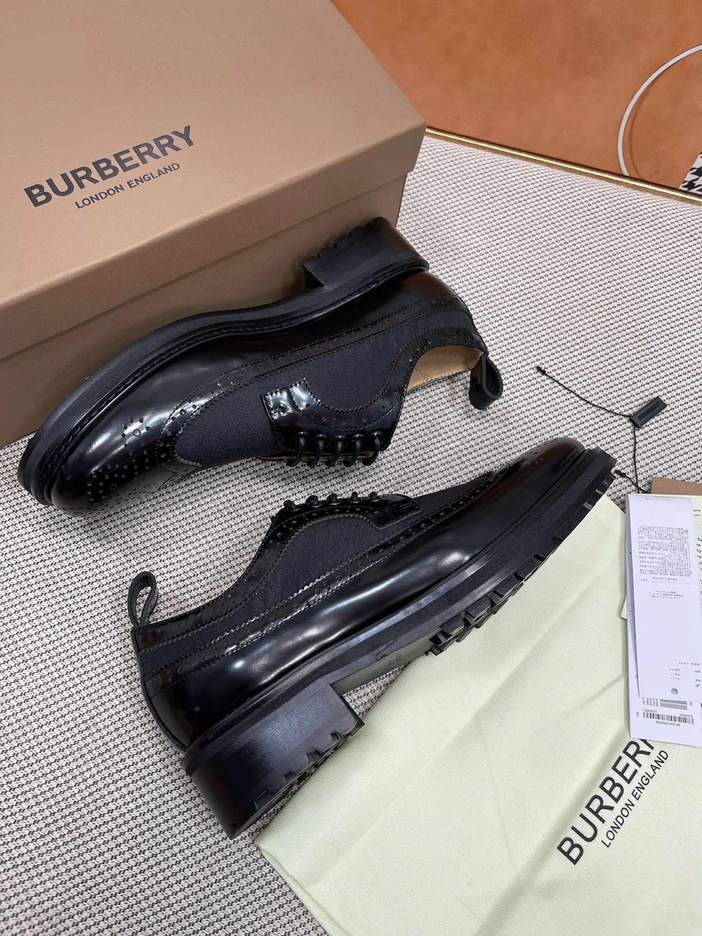 Supportive B*urberry Top Loafer CP 20230820- 6111