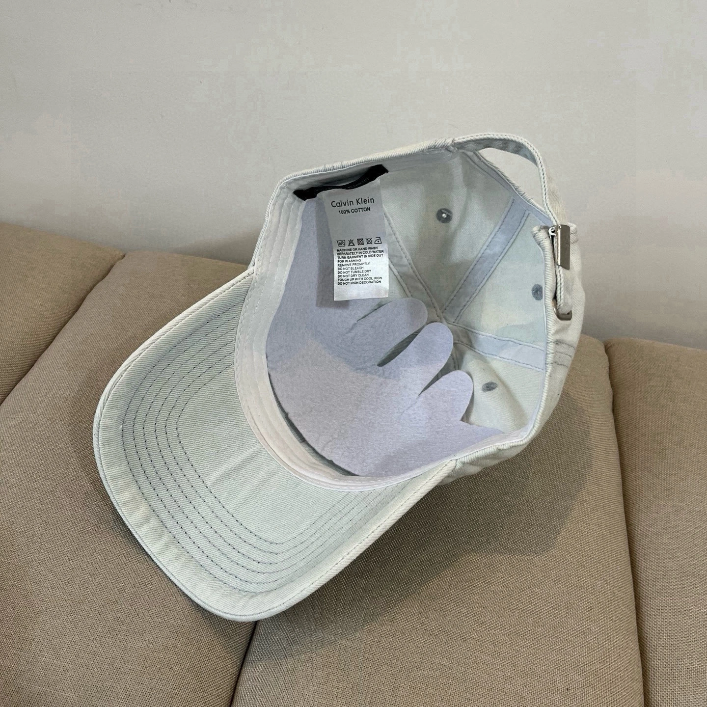 C*alvin Klein Hats Top XX20250410- FreshLook 17412
