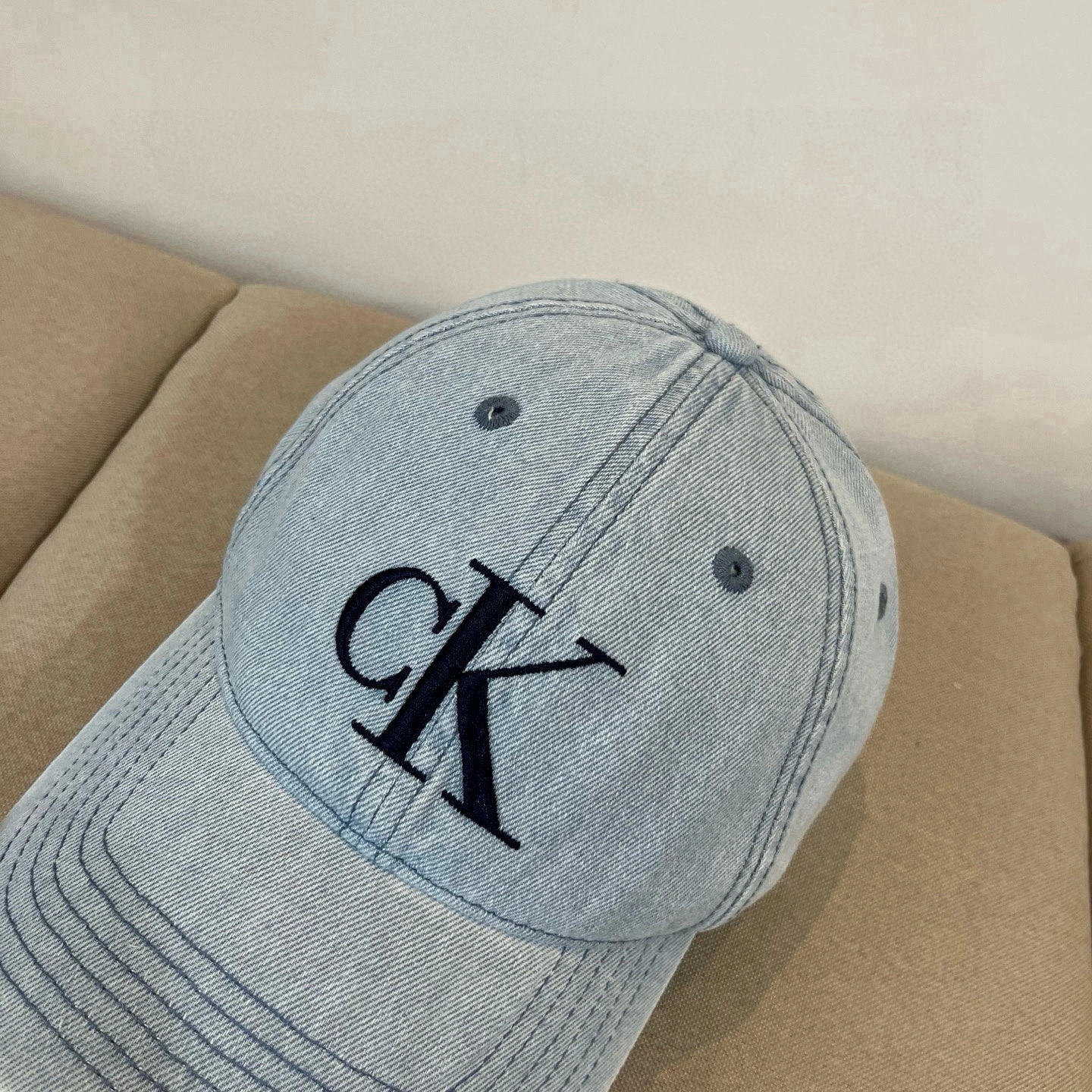 C*alvin Klein Hats Top XX20250410- FreshLook 17412