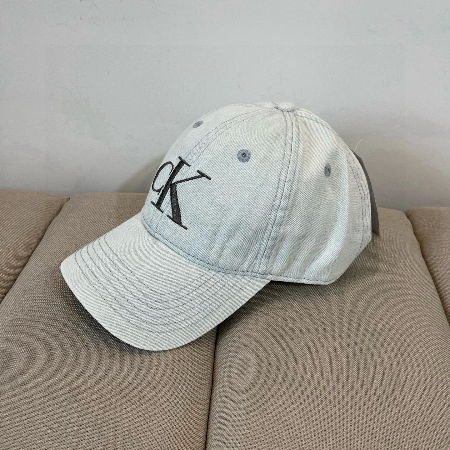 C*alvin Klein Hats Top XX20250410- FreshLook 17412