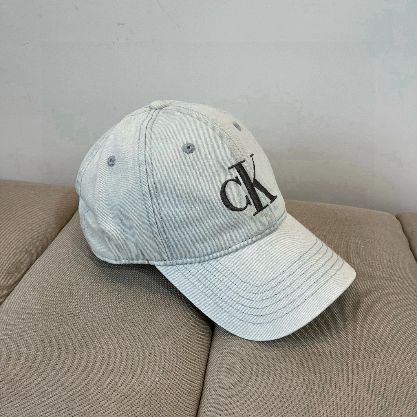 C*alvin Klein Hats Top XX20250410- FreshLook 17412