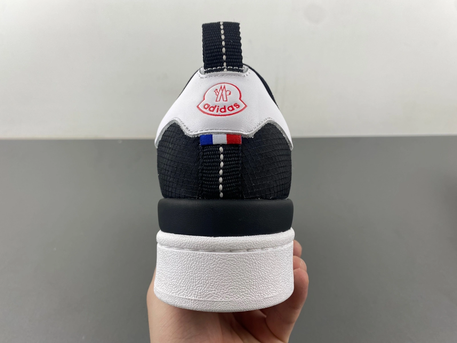 Campus Moncler Core Black IG Neat 2757